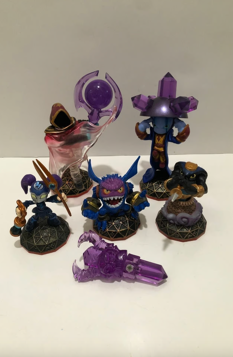 Skylanders Trap Team Complete Master Collection - 57 Figures - Includes Rare Spotlight, Blackout & Kaos Trap - Expansion Packs and Portal